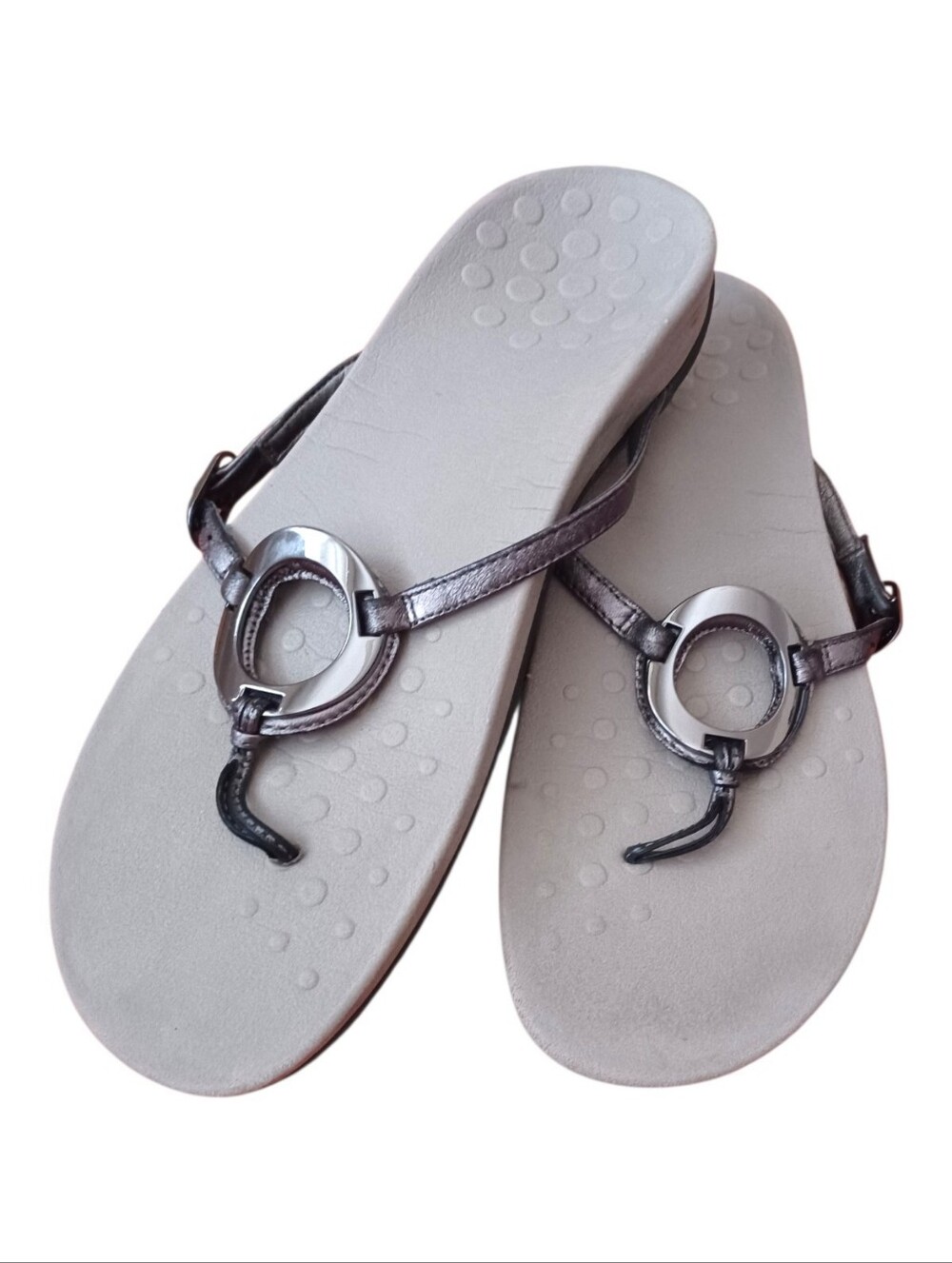 Vionic Karina Thong Sandals